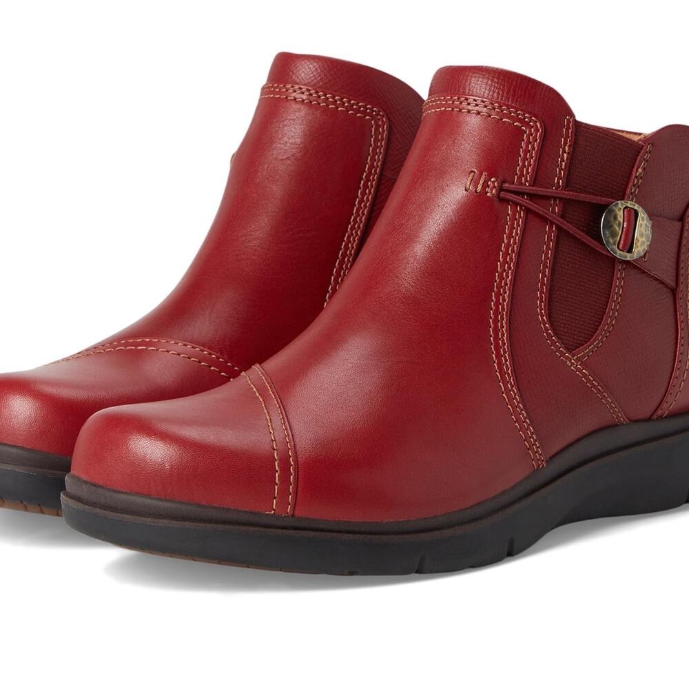 Clarks Womens Certina Joy Red Leather Boots Size 8.5 Medium Gently Used Pull On